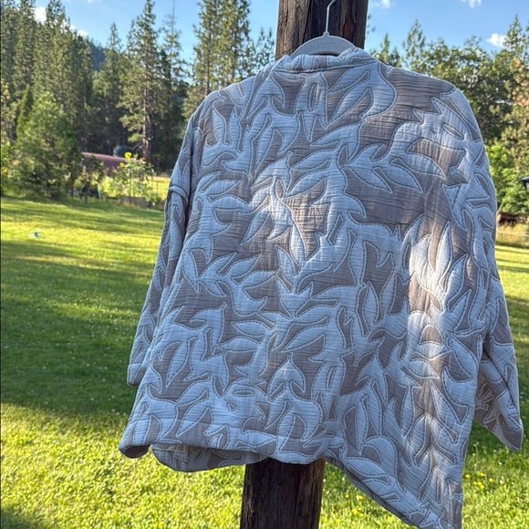 Universal Thread Beige Patterned Cardigan - Picture 2 of 2